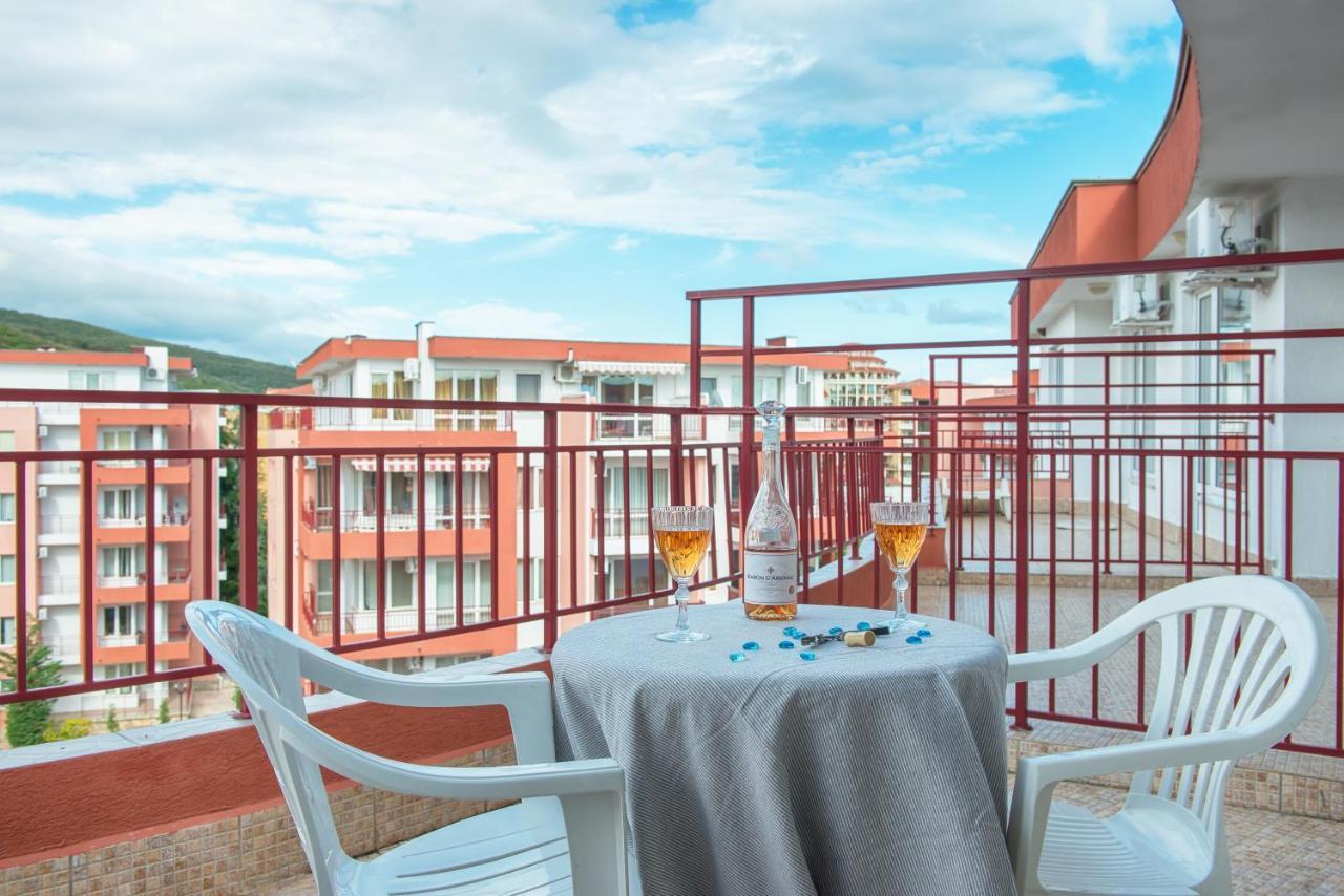 Privilege Beach Apartments Sveti Vlas Ngoại thất bức ảnh
