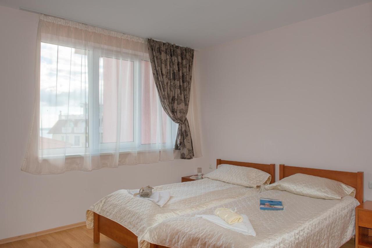 Privilege Beach Apartments Sveti Vlas Ngoại thất bức ảnh
