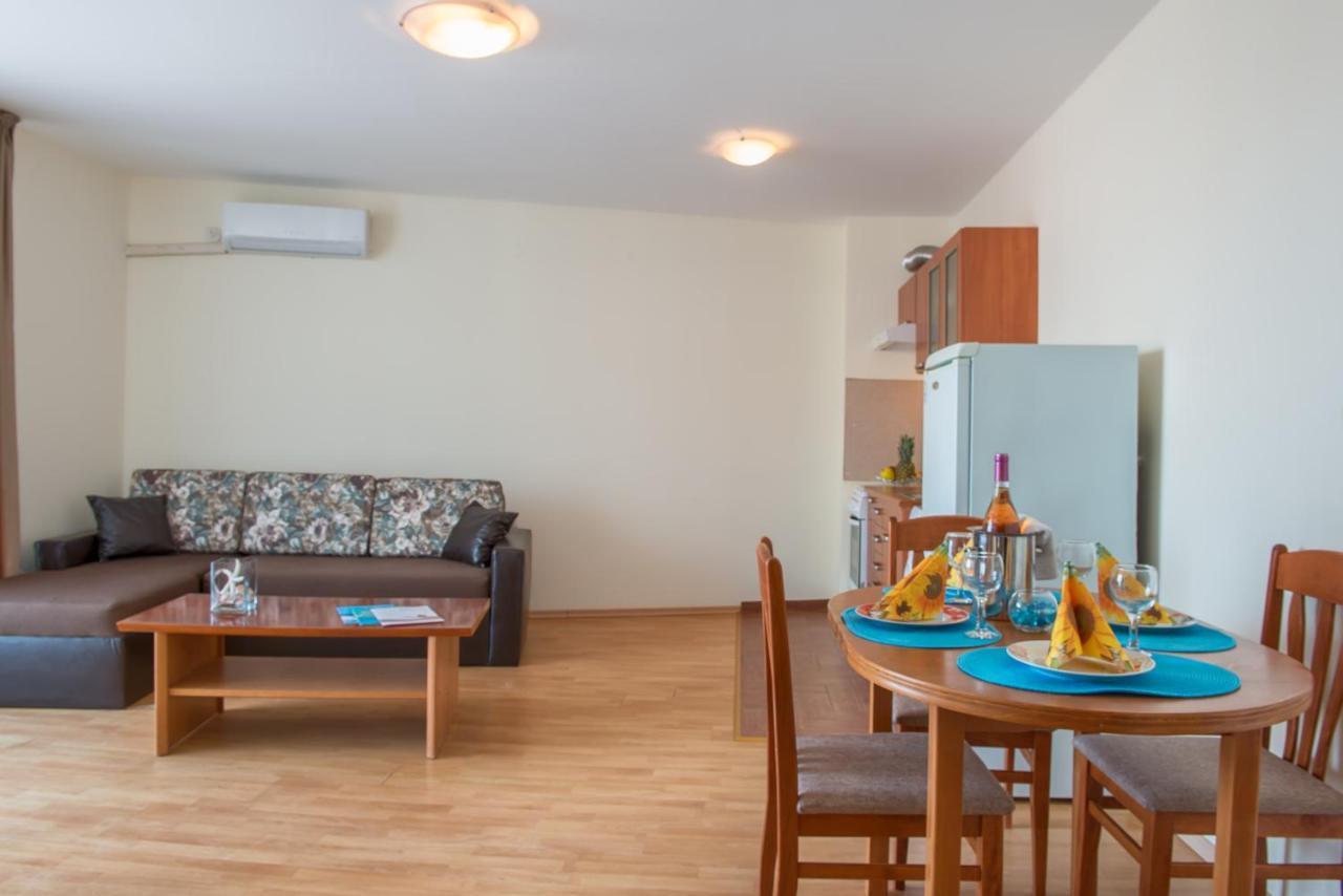 Privilege Beach Apartments Sveti Vlas Ngoại thất bức ảnh